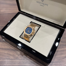 画像をギャラリービューアに読み込む, パテック・フィリップ PATEK PHILIPPE ノーチラス トラベルタイム クロノグラフ 5990/1R-001