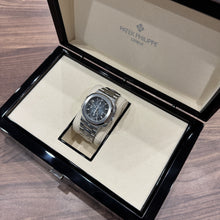 画像をギャラリービューアに読み込む, パテック・フィリップ PATEK PHILIPPE ノーチラス トラベルタイム クロノグラフ 5990/1A-011