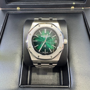 オーデマ・ピゲ  AUDEMARS PIGUET ロイヤル オーク “ジャンボ” エクストラシン 15202PT.OO.1240PT.01