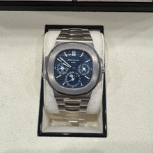 画像をギャラリービューアに読み込む, パテック・フィリップ  PATEK PHILIPPE ノーチラス パーペチュアルカレンダー 5740/1G-001
