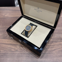 画像をギャラリービューアに読み込む, パテック・フィリップ  PATEK PHILIPPE アクアノート ルーチェ アニュアルカレンダー 5261R-001

