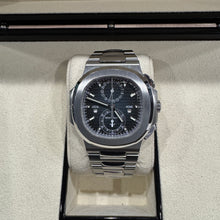 画像をギャラリービューアに読み込む, パテック・フィリップ  PATEK PHILIPPE ノーチラス トラベルタイム クロノグラフ 5990/1A-011
