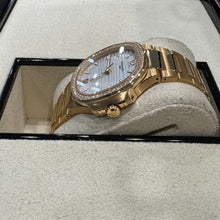画像をギャラリービューアに読み込む, パテック・フィリップ  PATEK PHILIPPE ノーチラス レディス・オートマチック 7118/1200R-001
