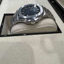 画像をギャラリービューアに読み込む, パテック・フィリップ  PATEK PHILIPPE ノーチラス 5711/1A-010
